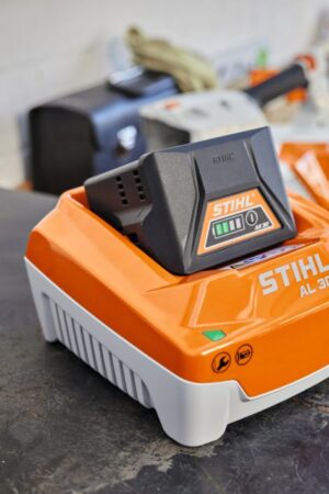 STIHL AL 301 snellader - Afbeelding 2